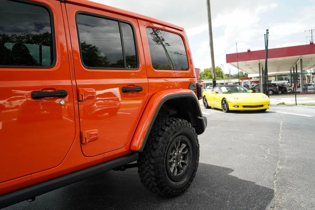 Jeep Wrangler photo 25