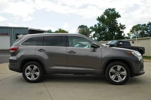 Another view of 2019 Toyota Highlander Limited for sale in Moore, SC at TLC Motors