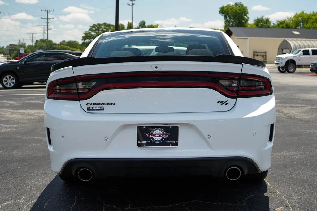 Dodge Charger photo 19