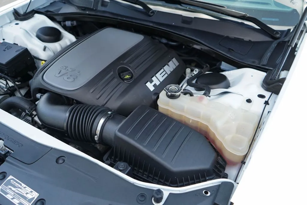 Dodge Charger photo 35