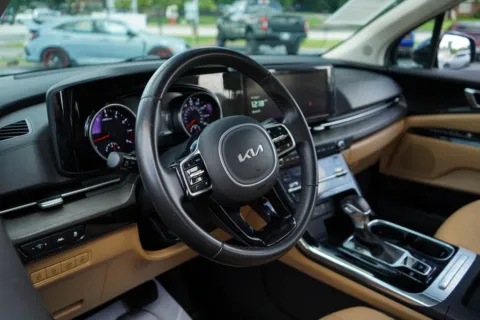 More photos of 2024 Kia Carnival EX at TLC Motors, SC
