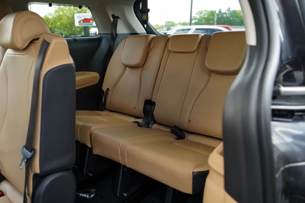Kia Carnival photo 15