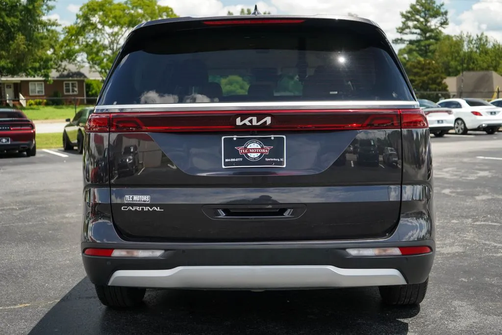 Kia Carnival photo 20
