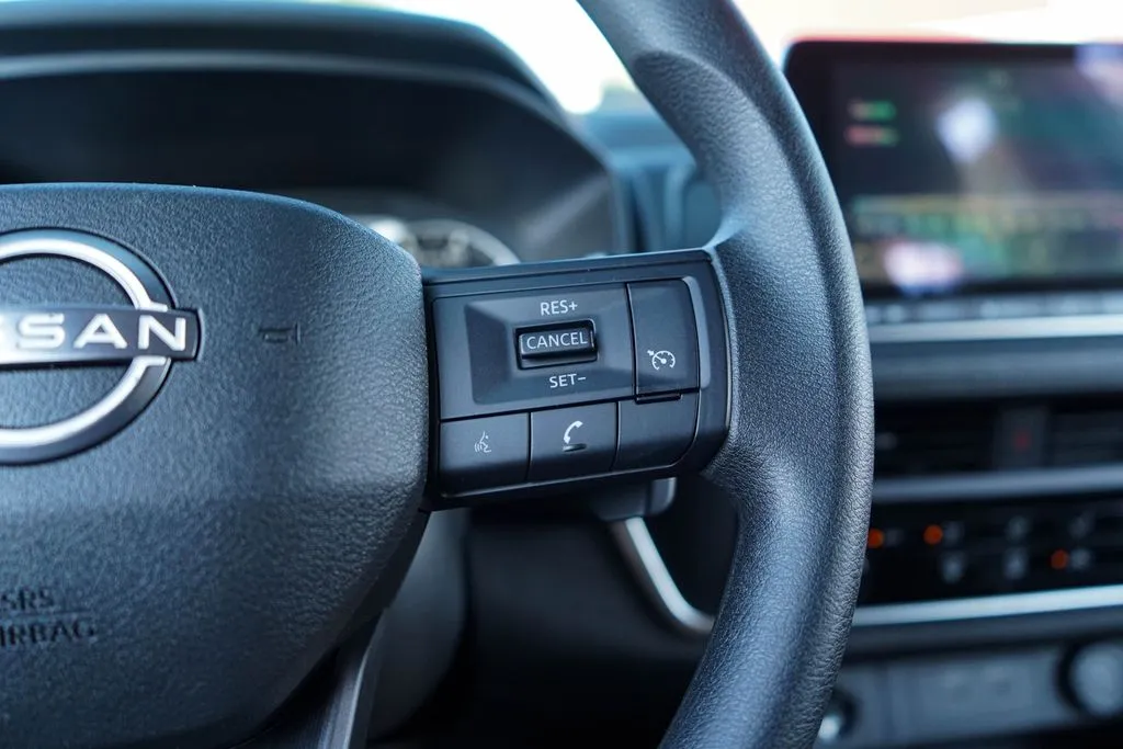 Nissan Rogue photo 28