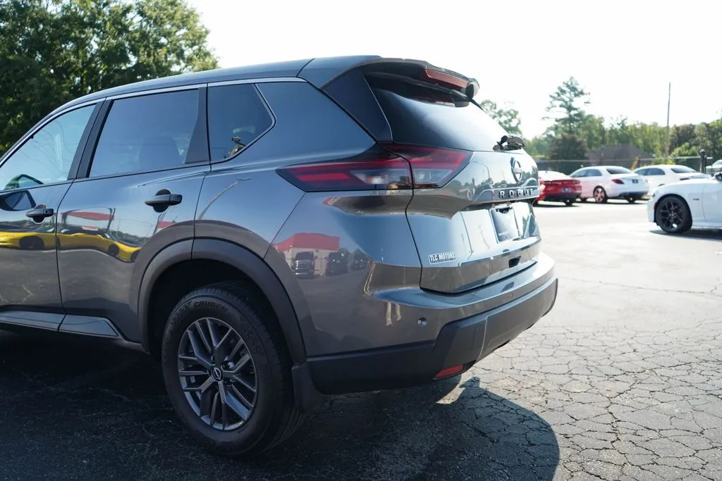 Nissan Rogue photo 20