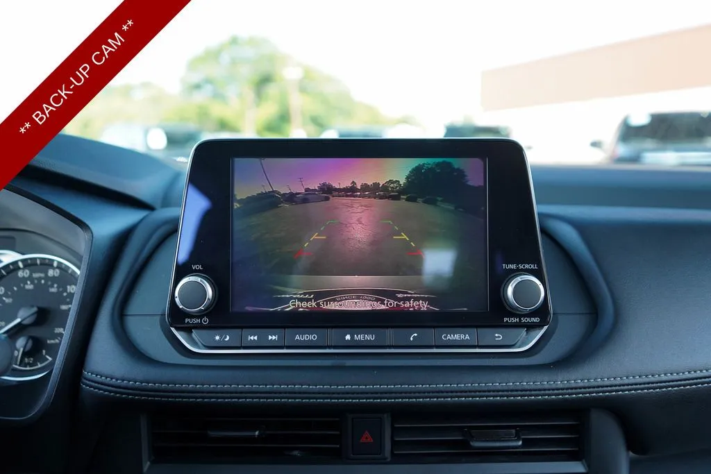 Nissan Rogue photo 10
