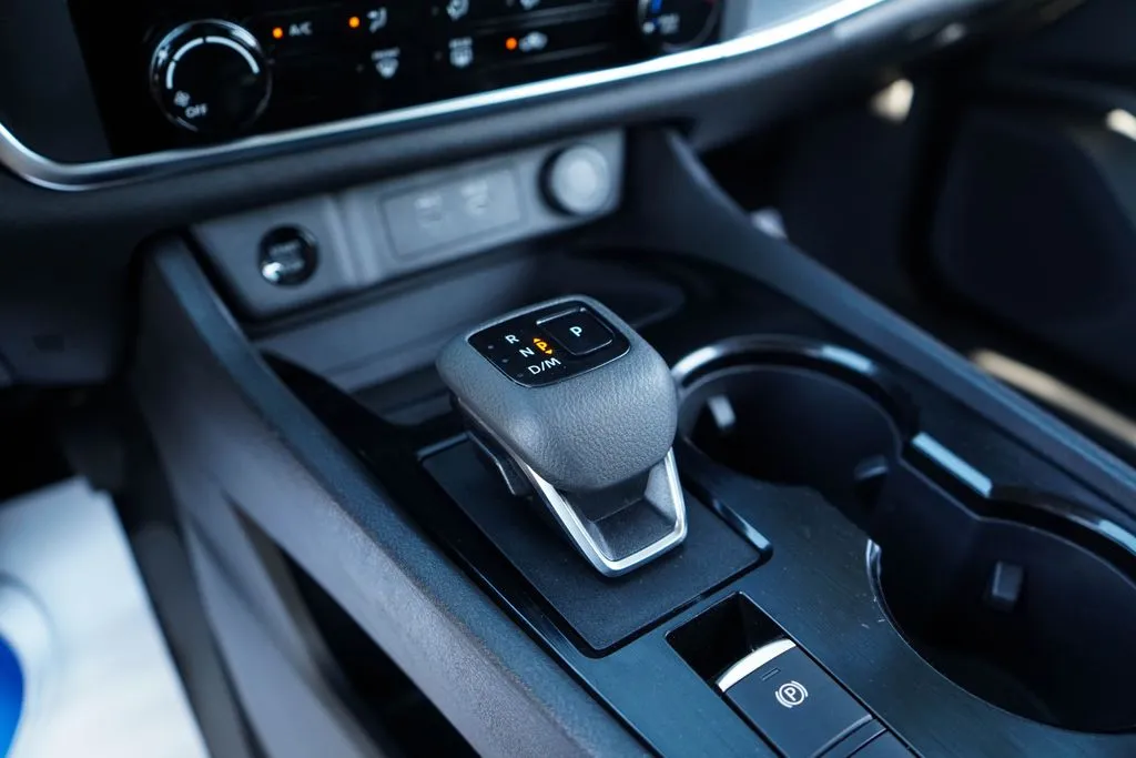 Nissan Rogue photo 34