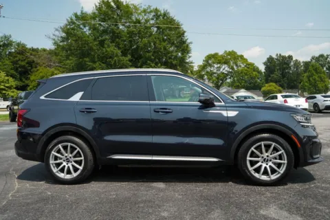 Photos of 2023 Kia Sorento Hybrid EX for sale in Moore, SC at TLC Motors