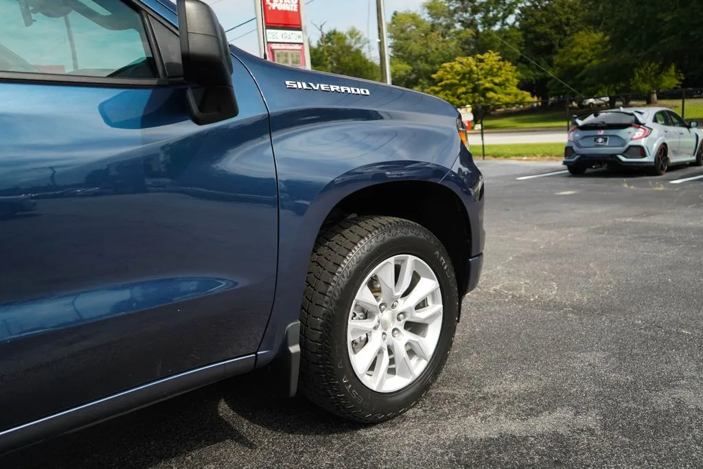 Chevrolet Silverado photo 19