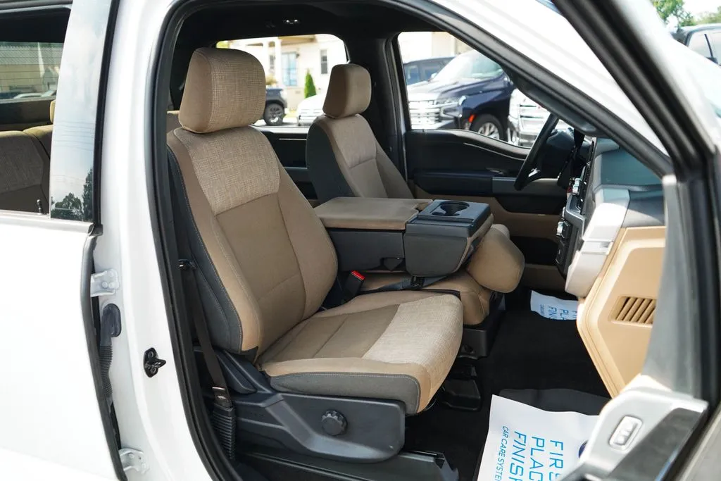 Ford F-150 photo 13