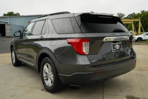 More photos of 2020 Ford Explorer XLT at TLC Motors, SC