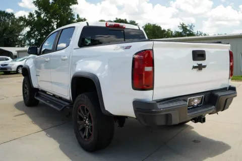 More photos of 2019 Chevrolet Colorado ZR2 at TLC Motors, SC
