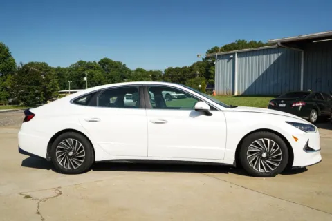 Another view of 2021 Hyundai Sonata Hybrid Limited for sale in Moore, SC at TLC Motors