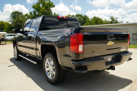 More photos of 2018 Chevrolet Silverado 1500 High Country at TLC Motors, SC
