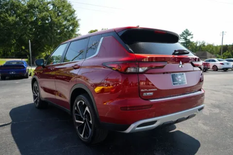 Another view of 2024 Mitsubishi Outlander SE for sale in Moore, SC at TLC Motors