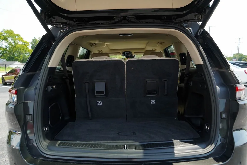 Jeep Grand Cherokee L photo 22