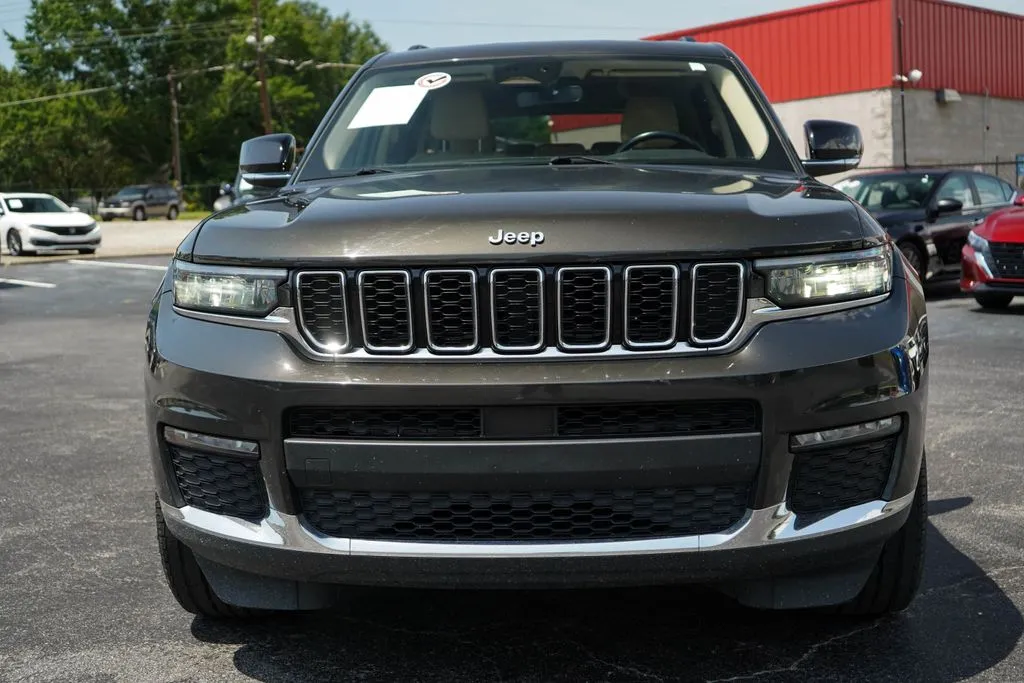 Jeep Grand Cherokee L photo 18