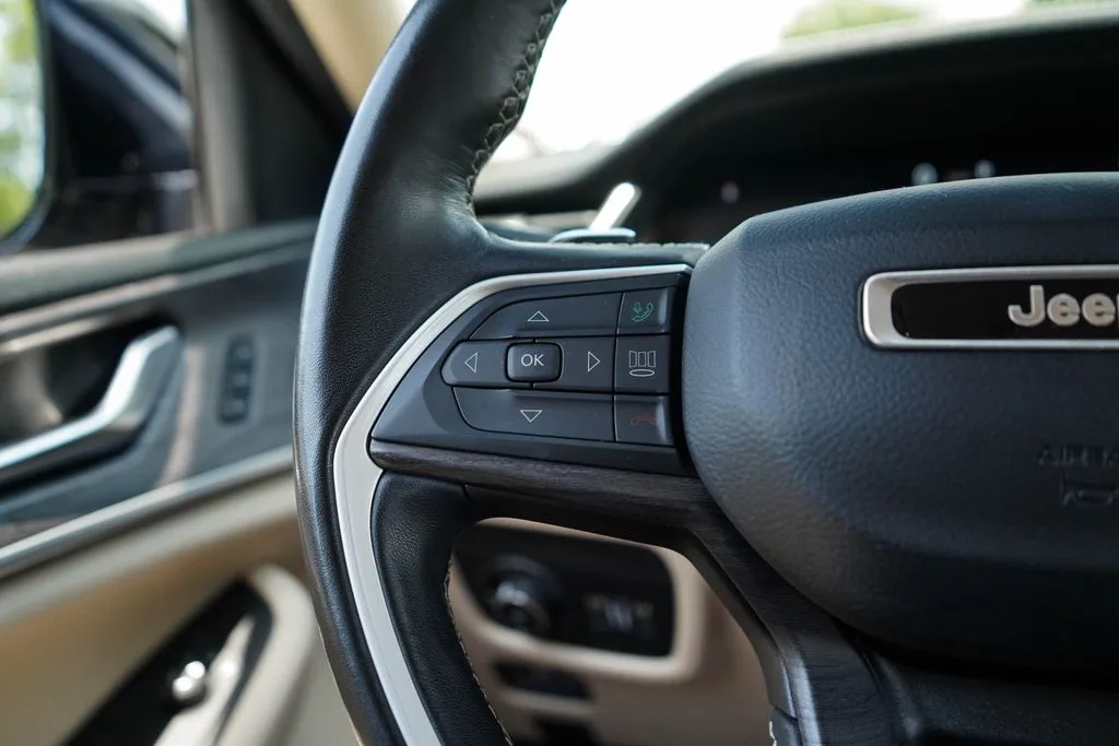 Jeep Grand Cherokee L photo 31