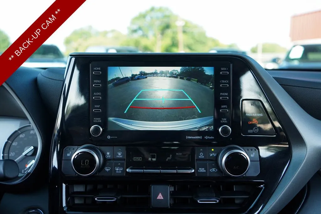 Toyota Highlander photo 10