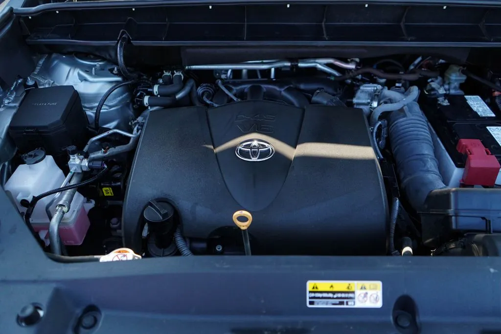 Toyota Highlander photo 15