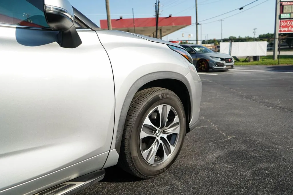 Toyota Highlander photo 19