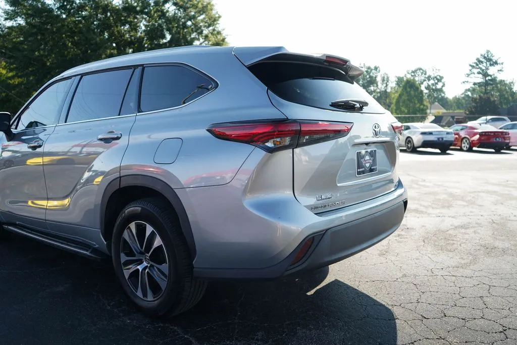 Toyota Highlander photo 22