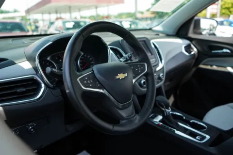 More photos of 2023 Chevrolet Equinox LT at TLC Motors, SC
