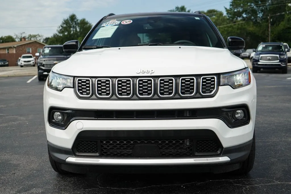 Jeep Compass photo 16
