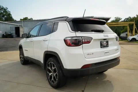 More photos of 2025 Jeep Compass Limited at TLC Motors, SC
