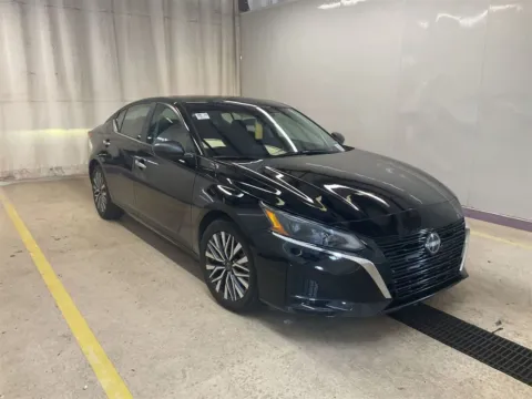 Black 2025 Nissan Altima 2.5 SV for sale in Moore, SC