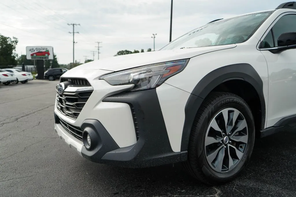 2024 Subaru Outback Limited - Photo 18