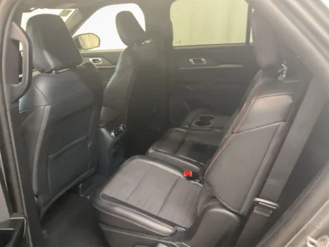 More photos of 2025 Ford Explorer ST-Line at TLC Motors, SC