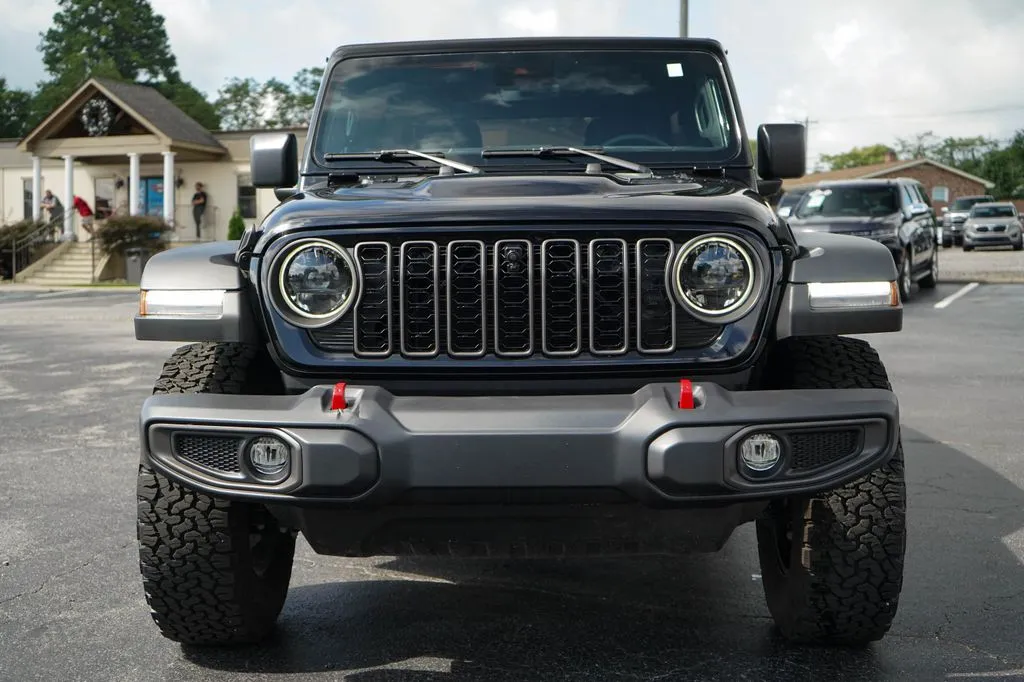 Jeep Wrangler photo 16
