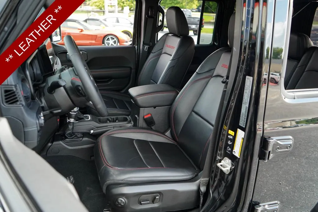 Jeep Wrangler photo 6
