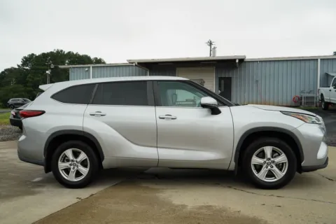 Another view of 2023 Toyota Highlander LE for sale in Moore, SC at TLC Motors