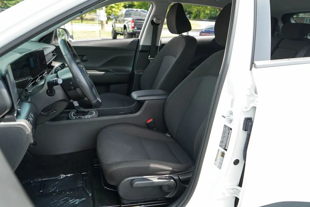 Hyundai Kona photo 6