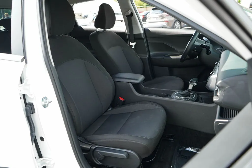 Hyundai Kona photo 12