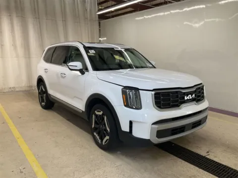 White 2025 Kia Telluride S for sale in Moore, SC