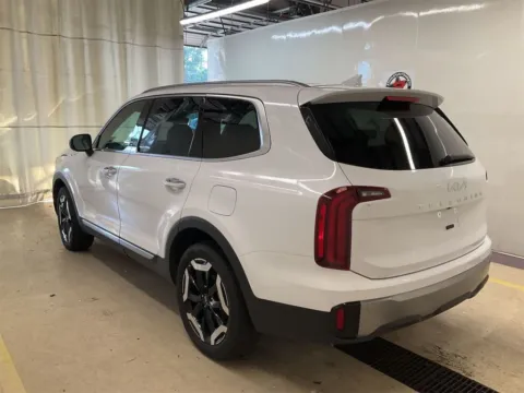 Photos of 2025 Kia Telluride S for sale in Moore, SC at TLC Motors