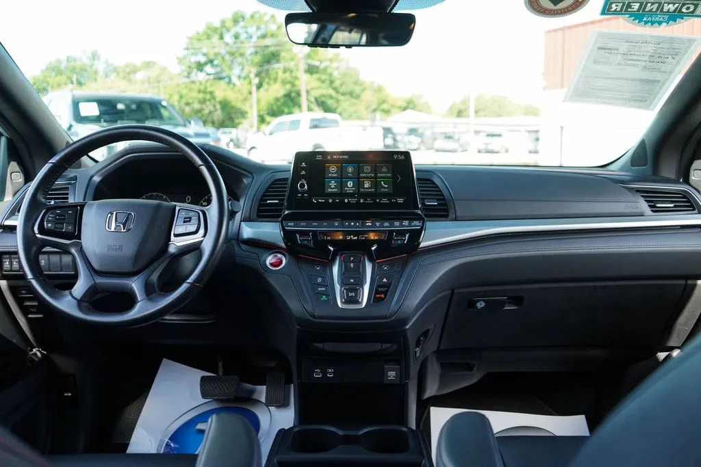 Honda Odyssey photo 9