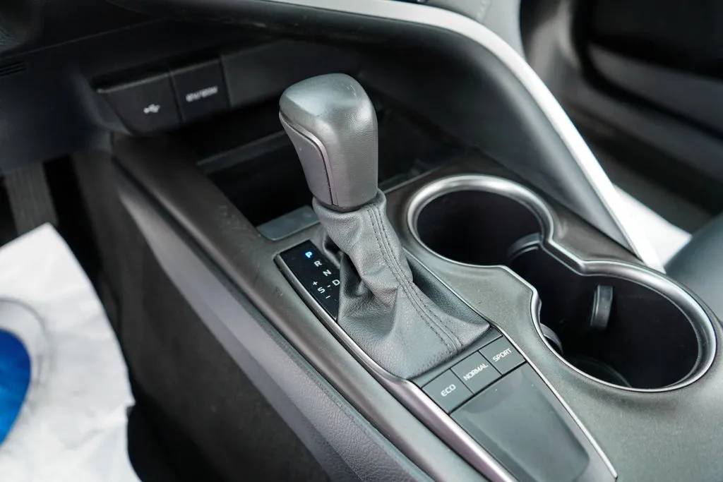 Toyota Camry photo 33