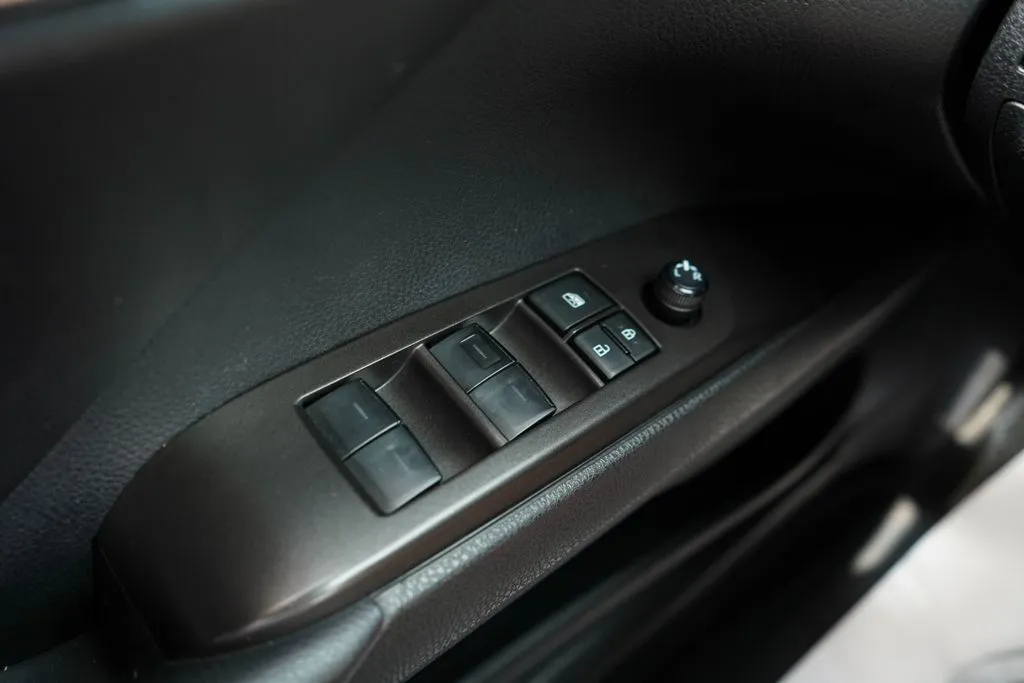 Toyota Camry photo 28