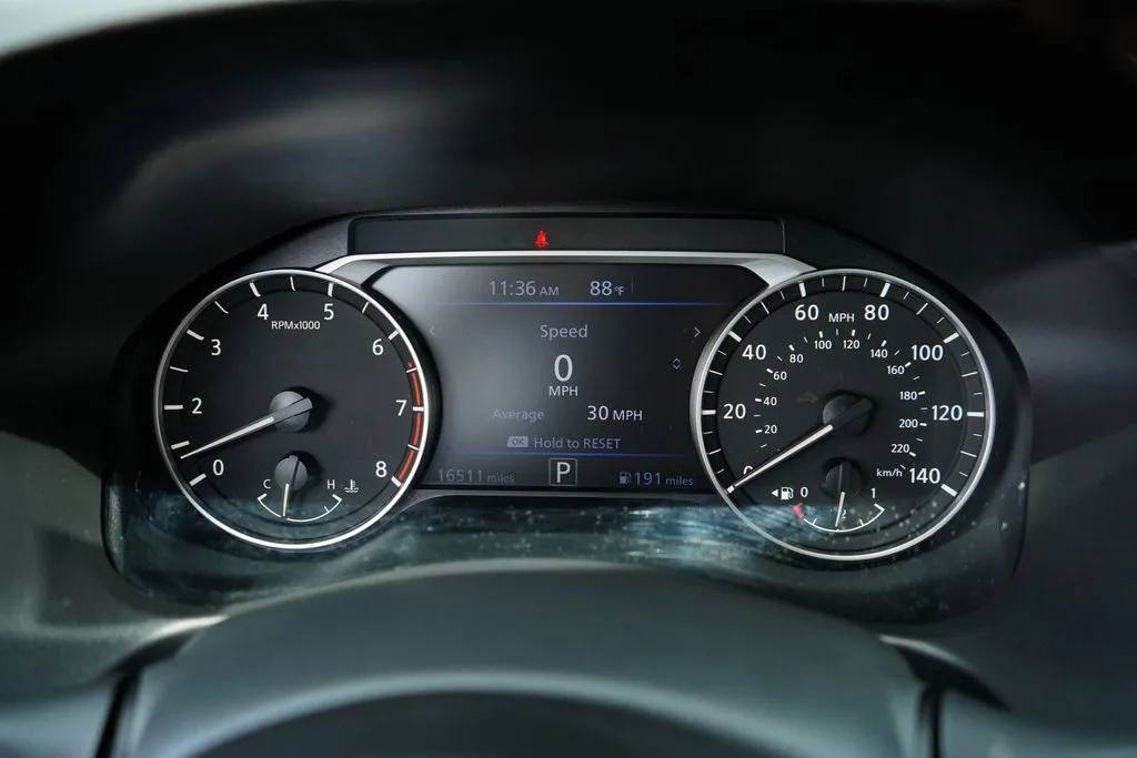 Nissan Altima photo 25