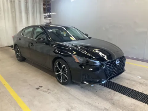 Black 2026 Nissan Altima 2.5 SR for sale in Moore, SC
