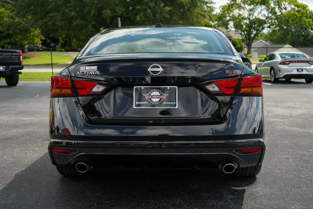 Nissan Altima photo 19