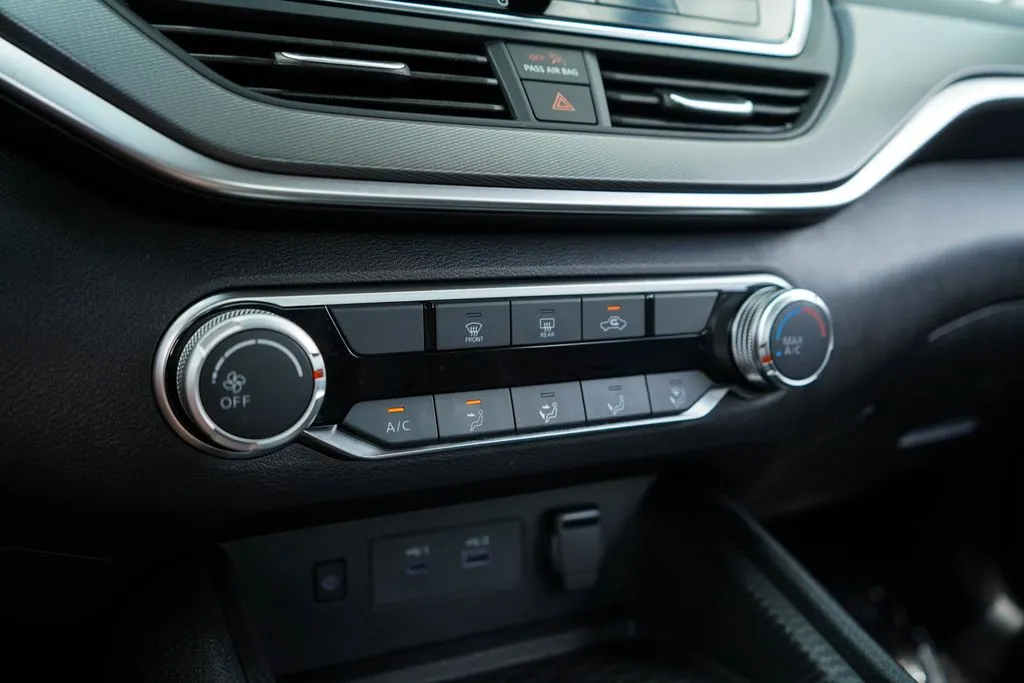 Nissan Altima photo 26