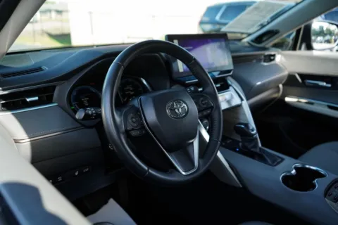 More photos of 2024 Toyota Venza Limited at TLC Motors, SC