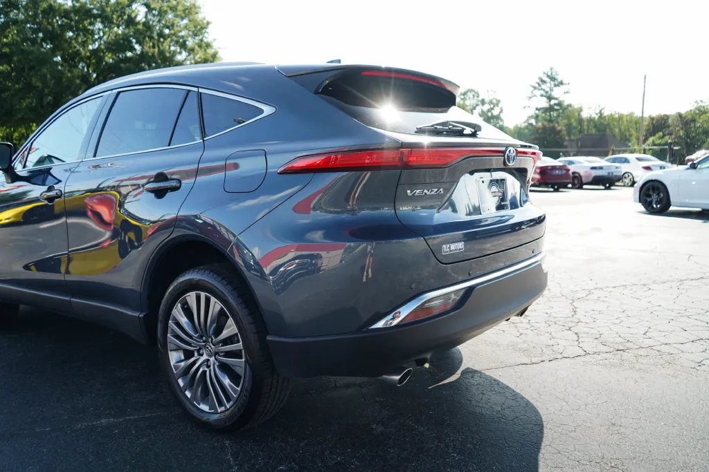 2024 Toyota Venza Limited - Photo 21