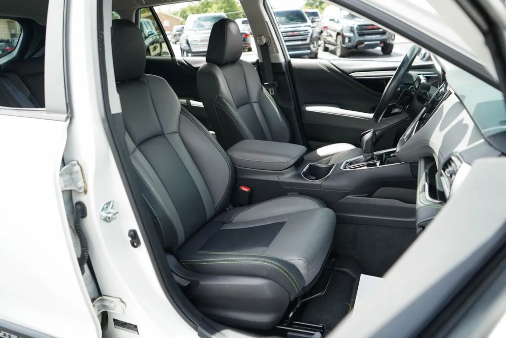 Subaru Outback photo 13