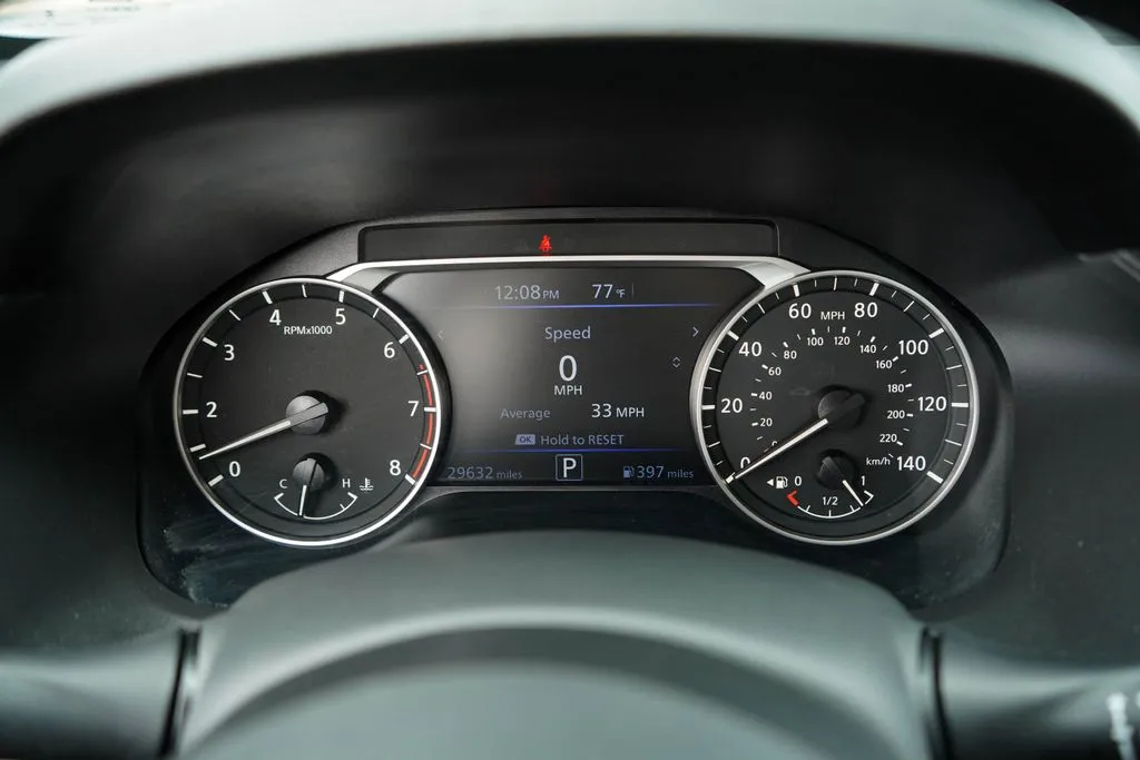 Nissan Altima photo 25